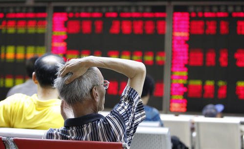 老股民轻信网络荐股被骗15万，武汉杭州警方破获特大诈骗案