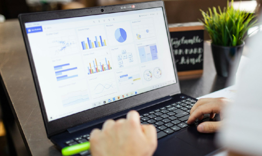 股票配资行业发展趋势展望_股票配资平台风险与监管_股票小额配资