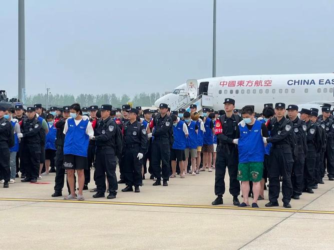 _上海股票配资平台_ 上海场外配资案 