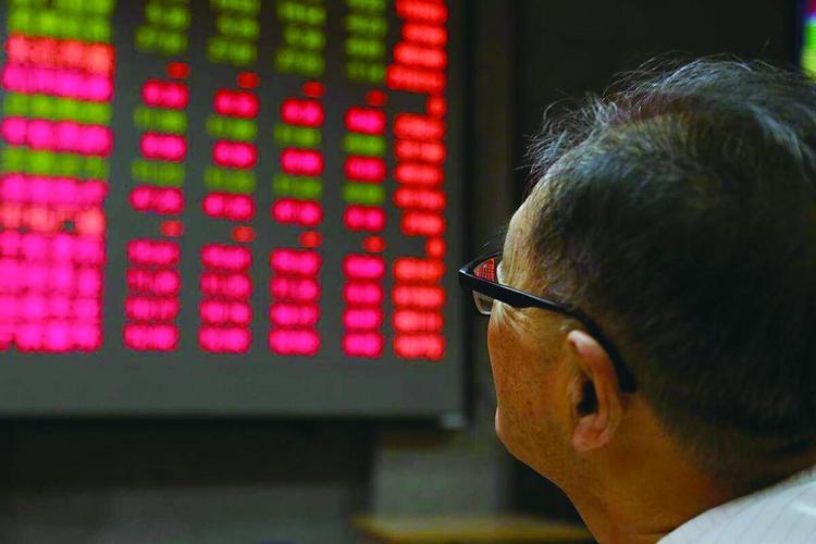 湖北2015-07-21：证监会严查场外配资，股民反应不一？